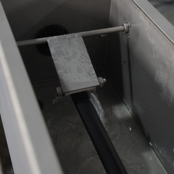 Dia16mm Drip Irrigation Tape with 40cm Spacing and 4 Liter Flow Rate