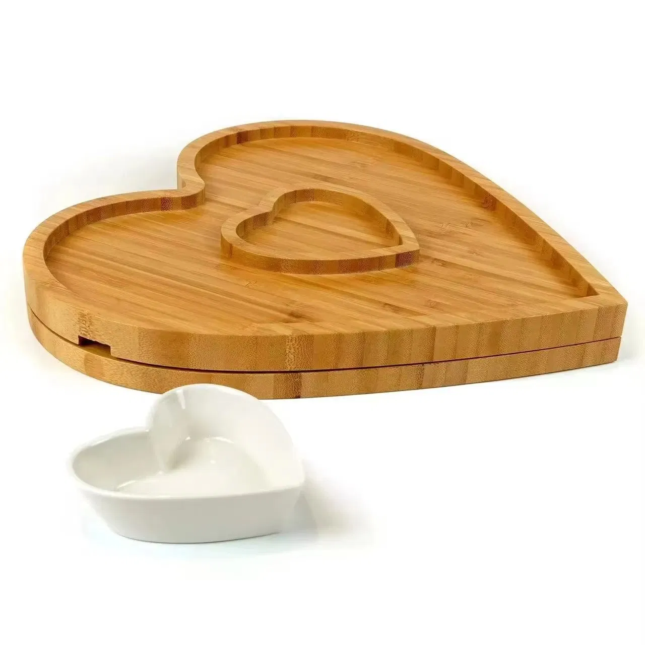 Wholesale Price OEM Manufacturer Personalized Customed Heart Shaped Charcuterie Board Set Bamboo Cheese Board and Knife Set