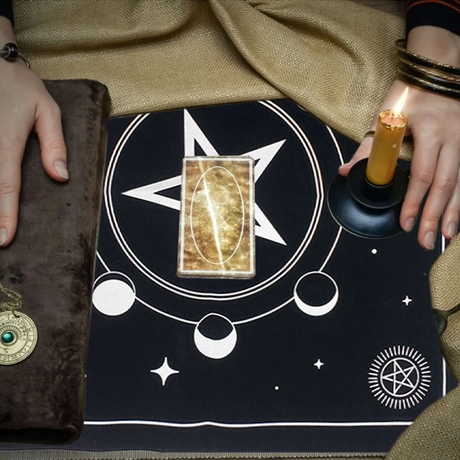 Innovative Tarot Tablecloth Altar Cloth Pentagram Tablecloth Velvet Witch Tarot Cloth Table Mat Table Napkins