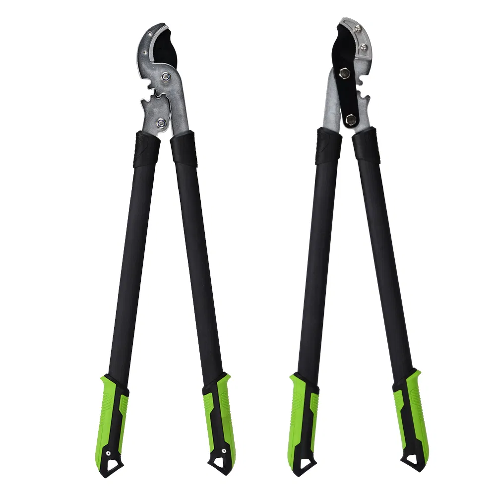 Innovative Telescopic Garden Looper for Versatile Plant Cutting Needs