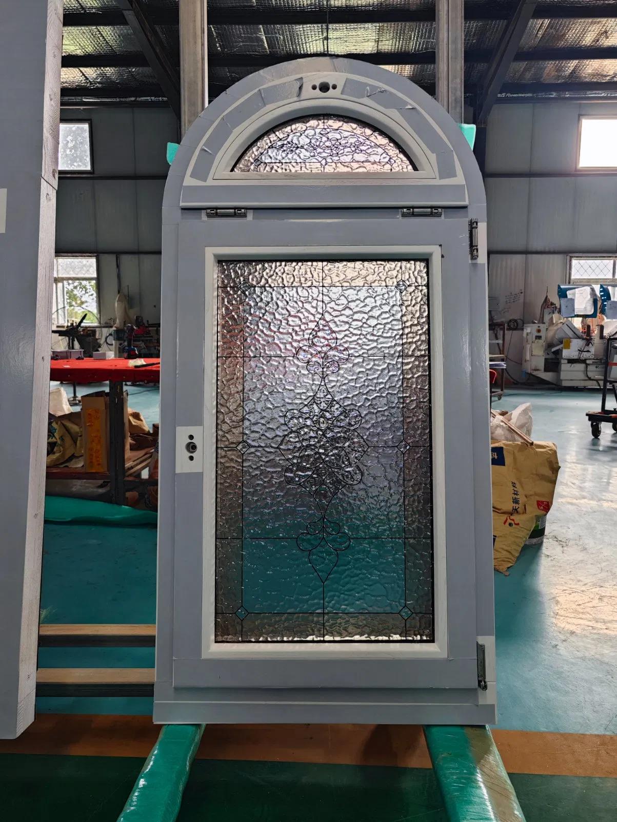 Custom Cold-Formed Arch Aluminum-Clad Wood Windows for Architectural Detailing