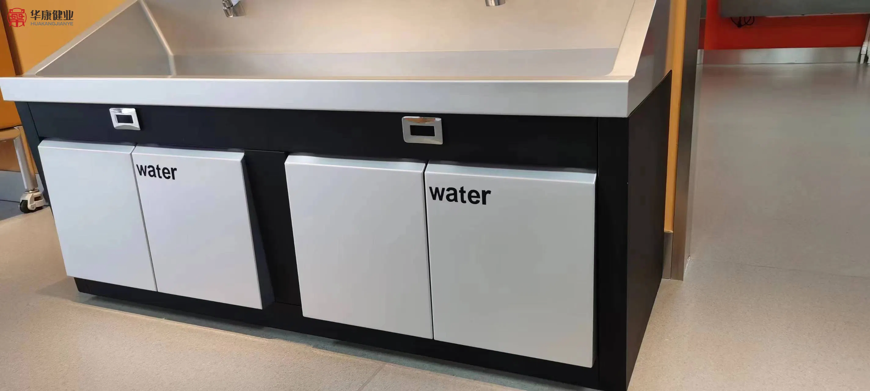 High Quality Hospital Stainless Steel Automatic Sensor Faucet Hand Washing Scrub Sink