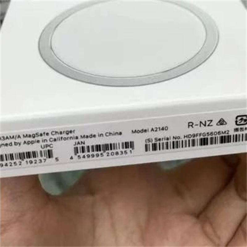 Беспроводная зарядка MagSafe 15W с логотипом, USB-C