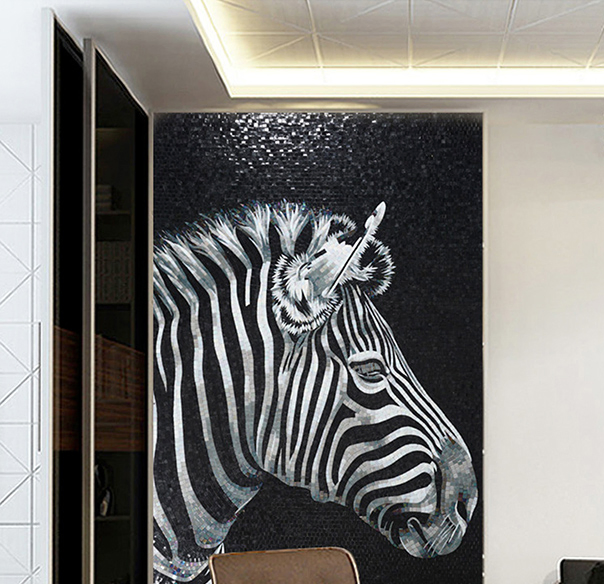 Мозаичное панно «Зебра» из стекла для декора стен