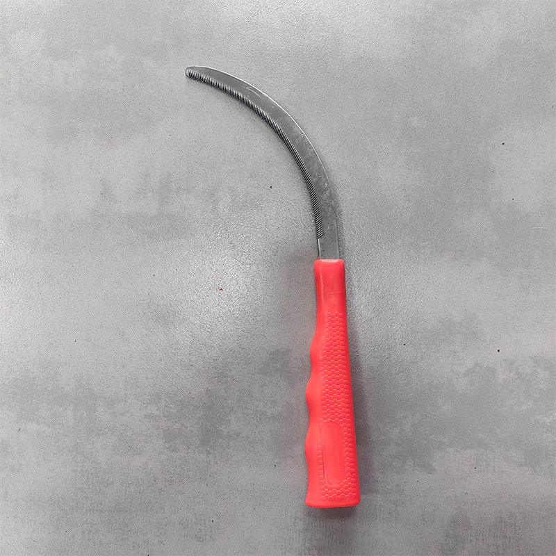 Farming Tools Mowing and Wheat Scythe Plastic Handle Sawtooth Sickle