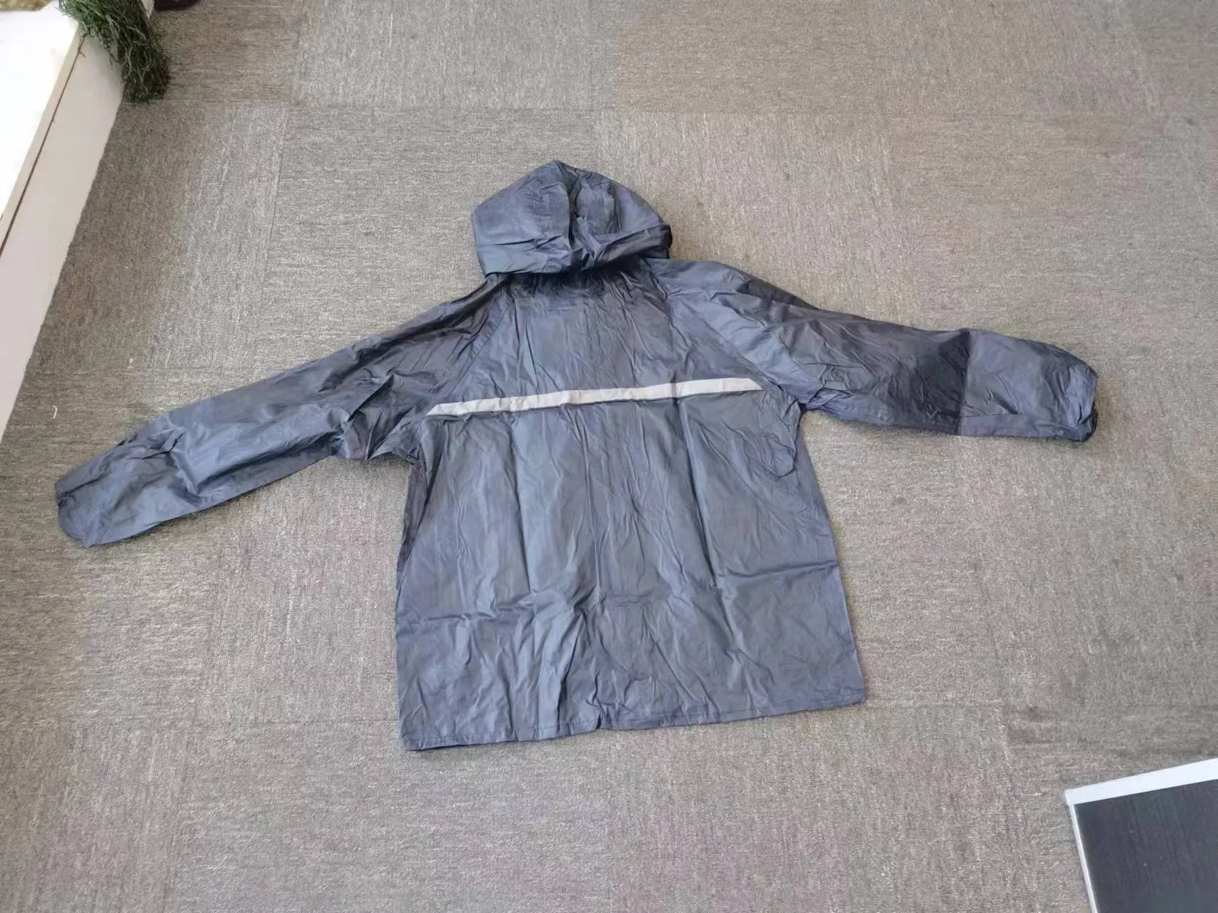 Customized Rain Suits Black Rain Coat with Pants Outdoor Rain Coat with PVC