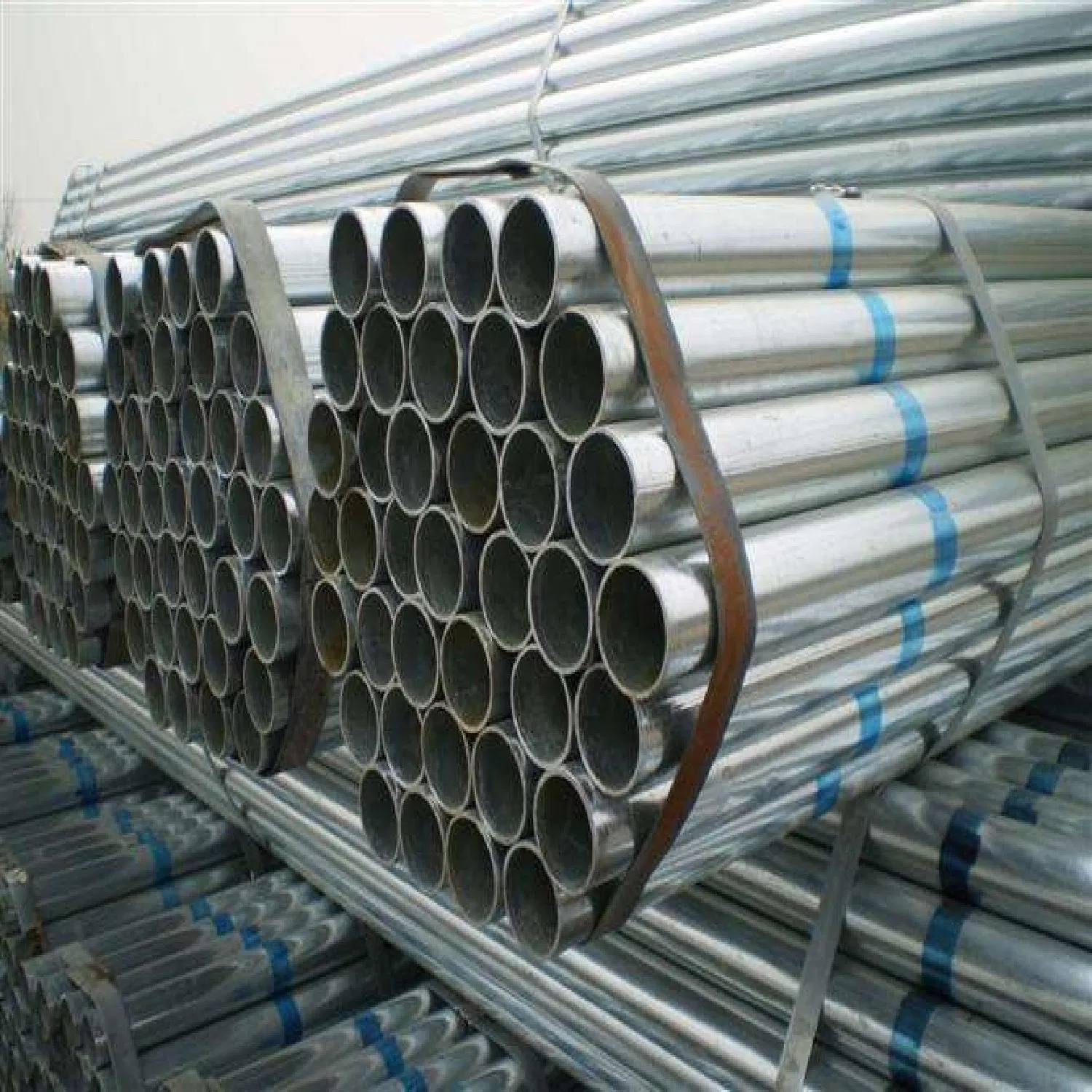Galvanized Steel Pipe for Coastal Infrastructure, Welded Pipe Q235B Q355b High Zinc Layer Steel Pipe Hot Sale