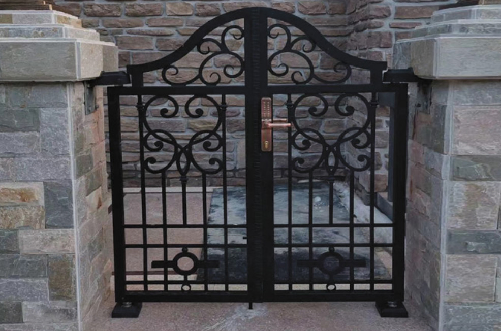 Exterior Security Entrance Wrought Iron Garage Gate Door for Courtyard Garden Security Metal Door