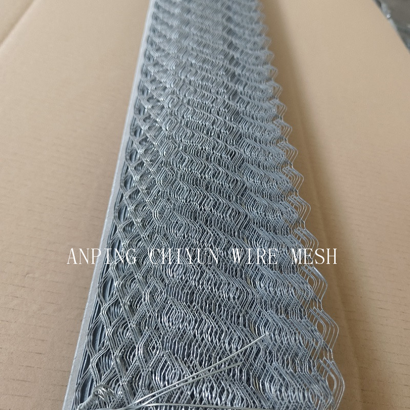 3cm Galvanized Expanded Metal Angle Bead for Building Corner Reinforcement