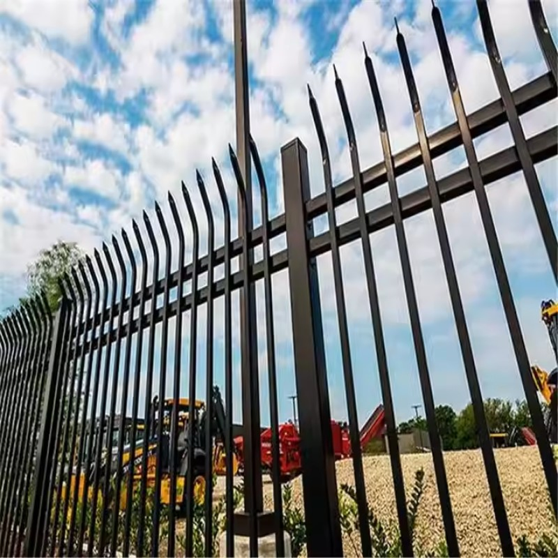 Heavy-Duty Metal Garden Fence with CE Certification for All Weather