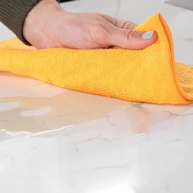 Ultra-Soft Microfiber Car Wash Towel for Ultimate Absorption