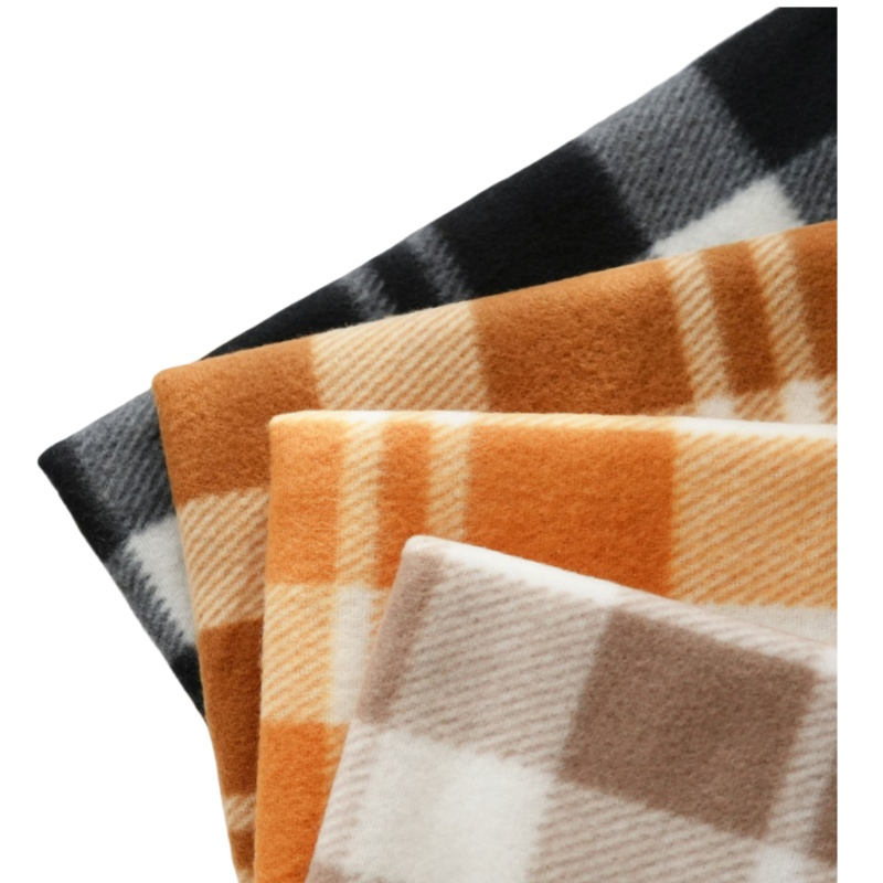 Customized Wholesale Soft Skin-Friendly Polar Fleece Colorful Home Bedding Travel Airplane Promotion Blanket