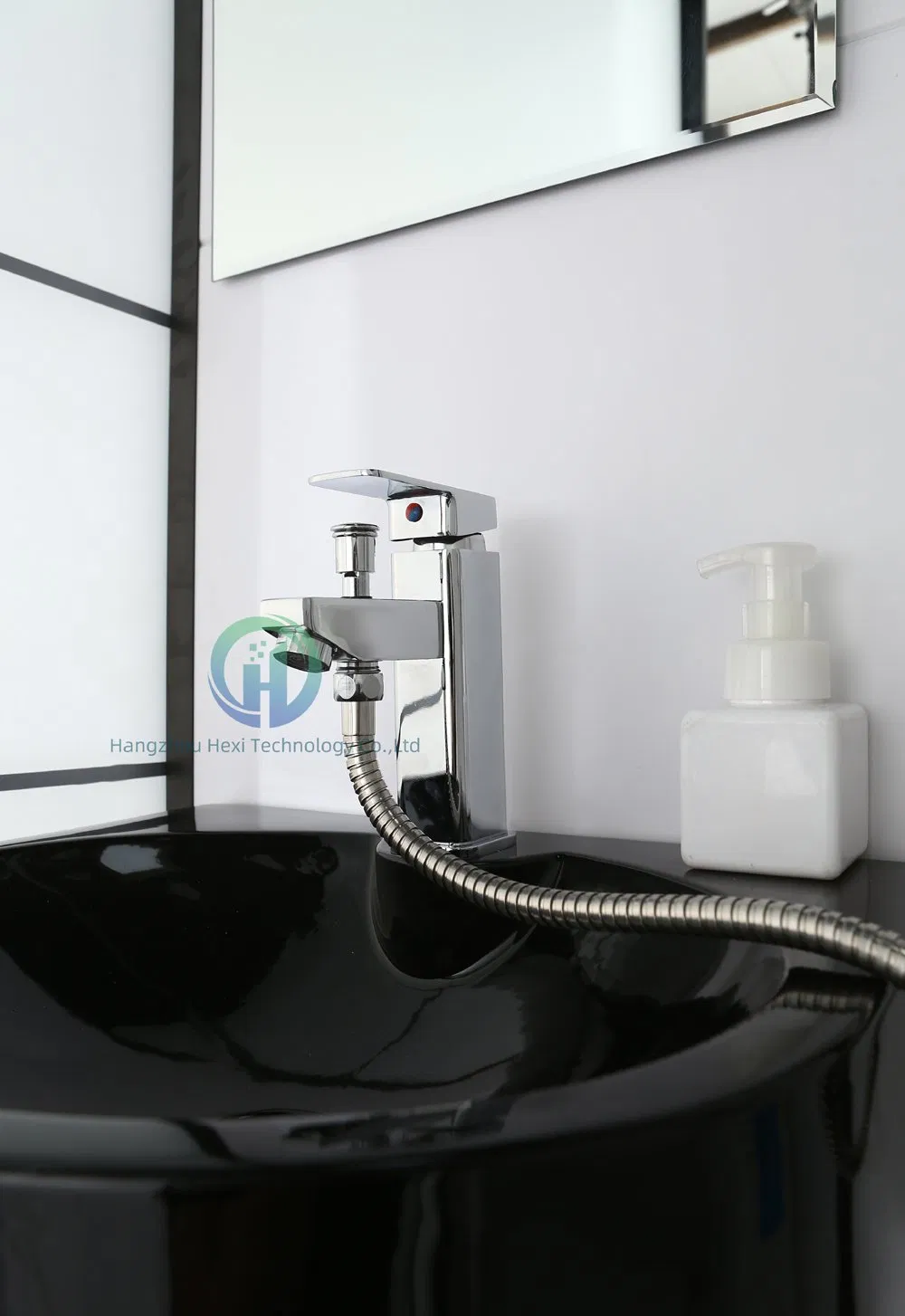 Concealed Integrated Capsule Toilet Bathroom Pod Shower Room Sanitary Ware