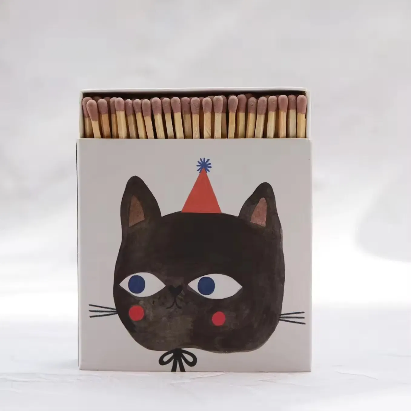 Embossing Matt Glossy Lamination UV Matchbox Single Box Black Long Matches with Recyclable Features Gold Foil Stamping Match