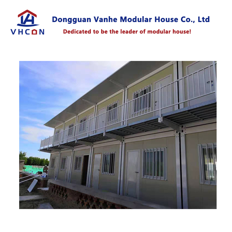 Customized Design Luxury Module Prefabricated Container Hotel Project 20FT Building Sandwich Panel Living Container Houses
