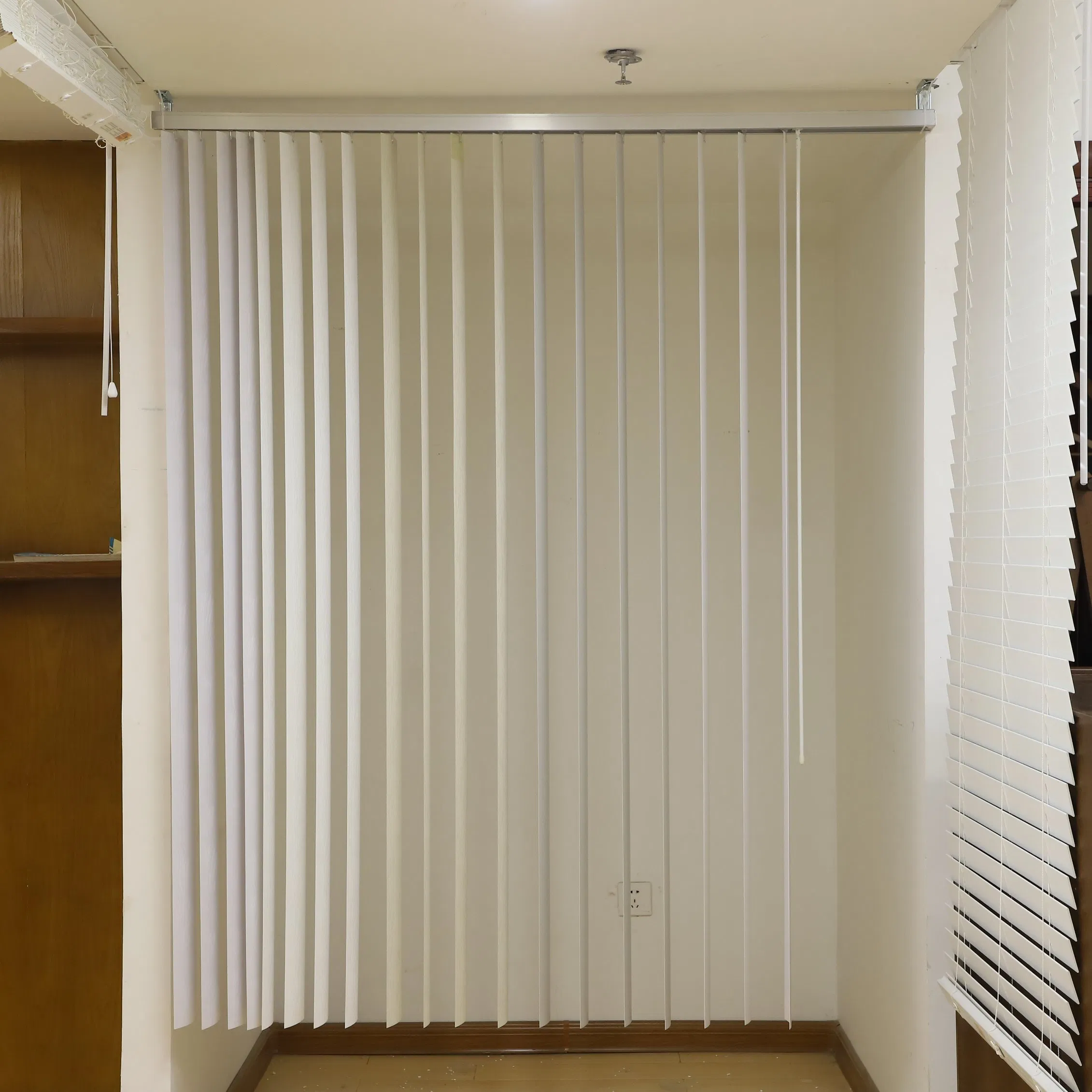 Window Custom 3.5 Inch PVC Vertical Blinds in Surprise Price