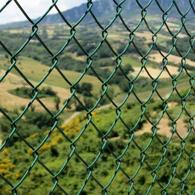Chain Link Wire Mesh Fence Diamond Mesh Hot DIP Galvanized Security-Fence Playground Temporary Stadium PVC Coated