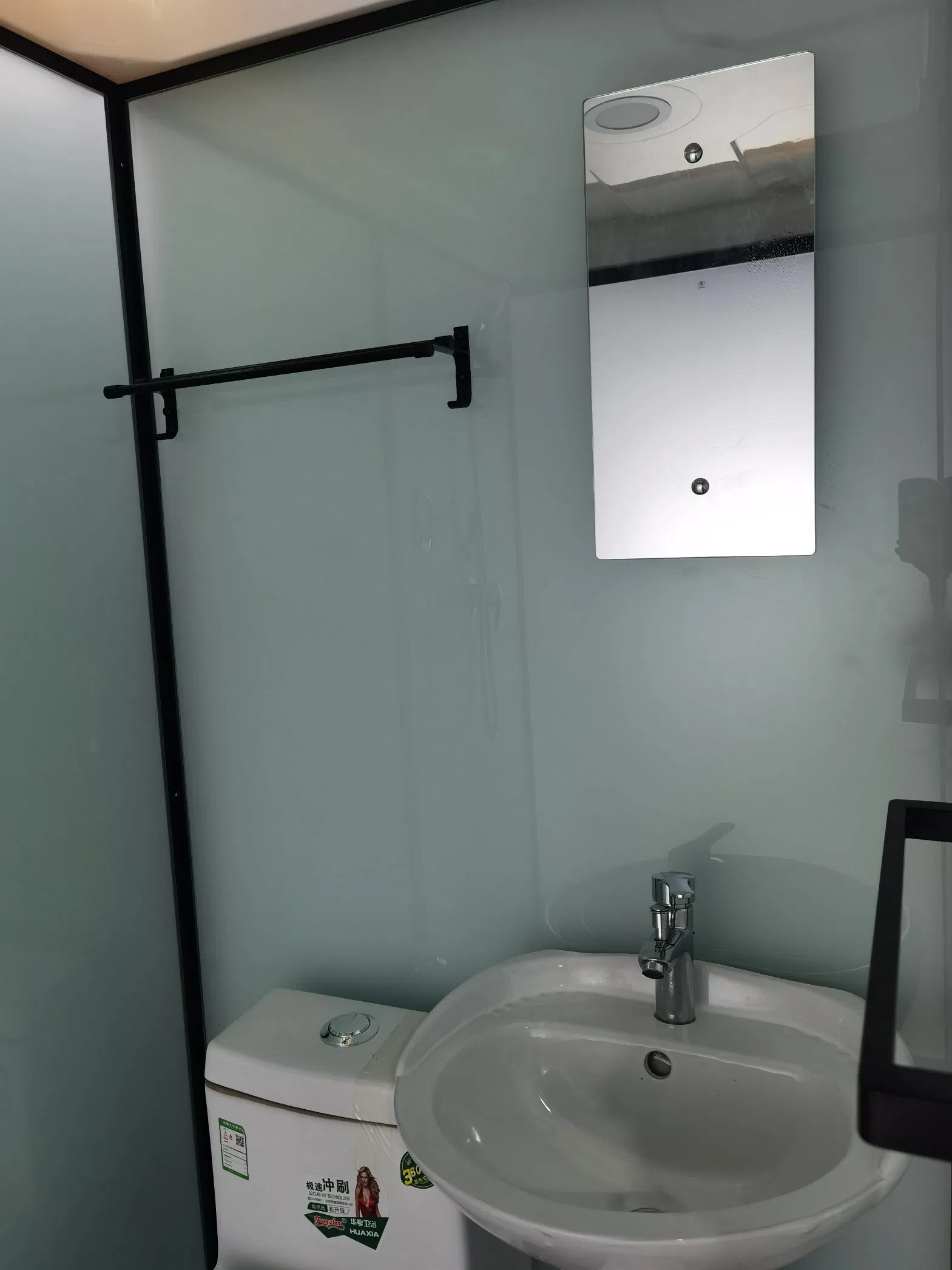 All in One Room Toilet Temperate Glass Shower Room