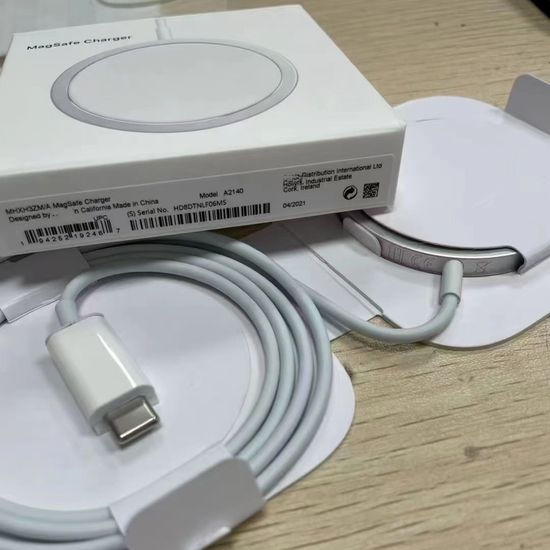 High Quality 15W Magsafe Charger Magnetic Wireless Charger