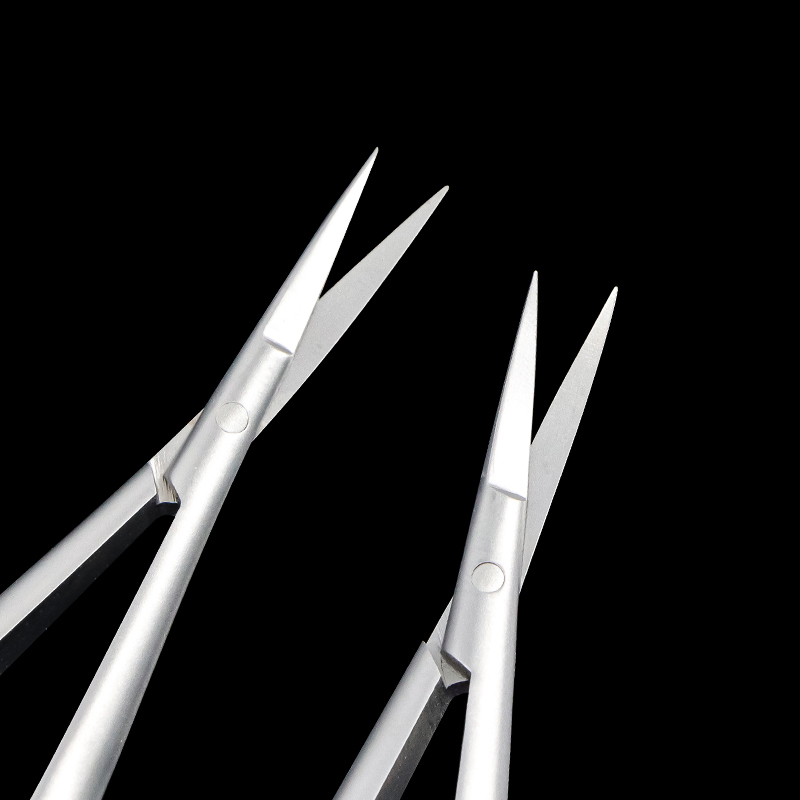 12cm Chinese Stainless Steel Corneal Scissors Smooth Cutting Edge