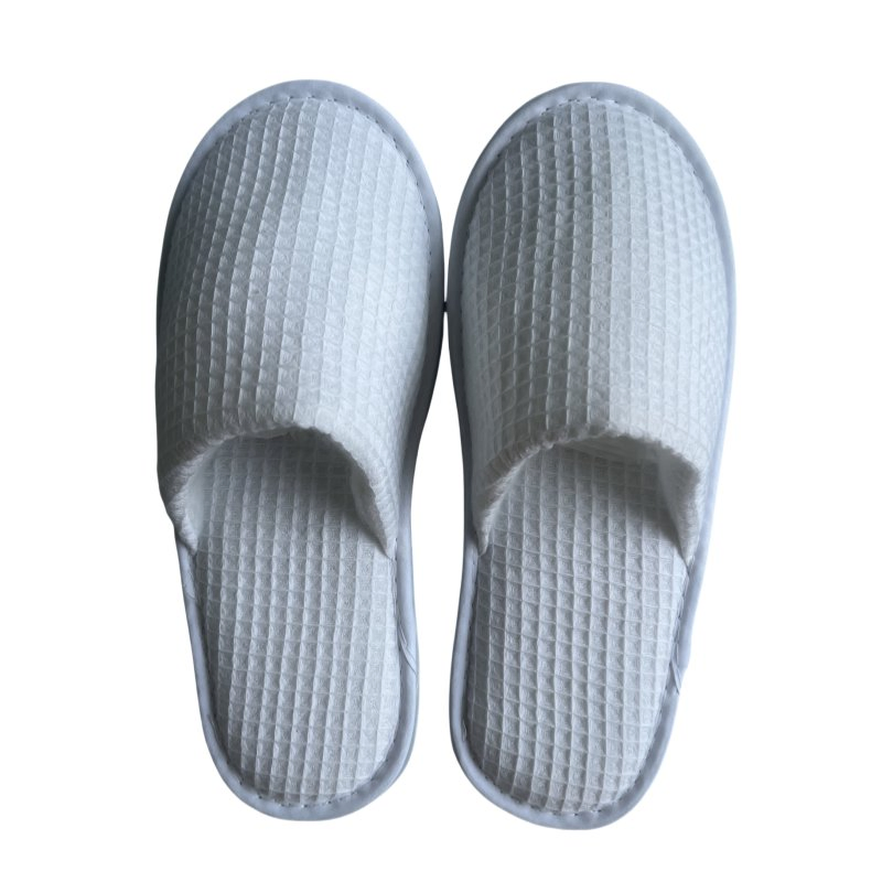 Customized Logo and Comfortable Hotel Slippers Thick Antislip Sole