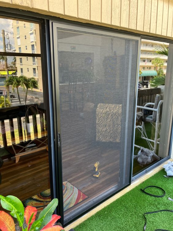 Foshan Best Quality Double Glazed Glass Window French Screen Blue Film Impact Windows and Doors Price Aluminum Casement Screen Sliding Decoration