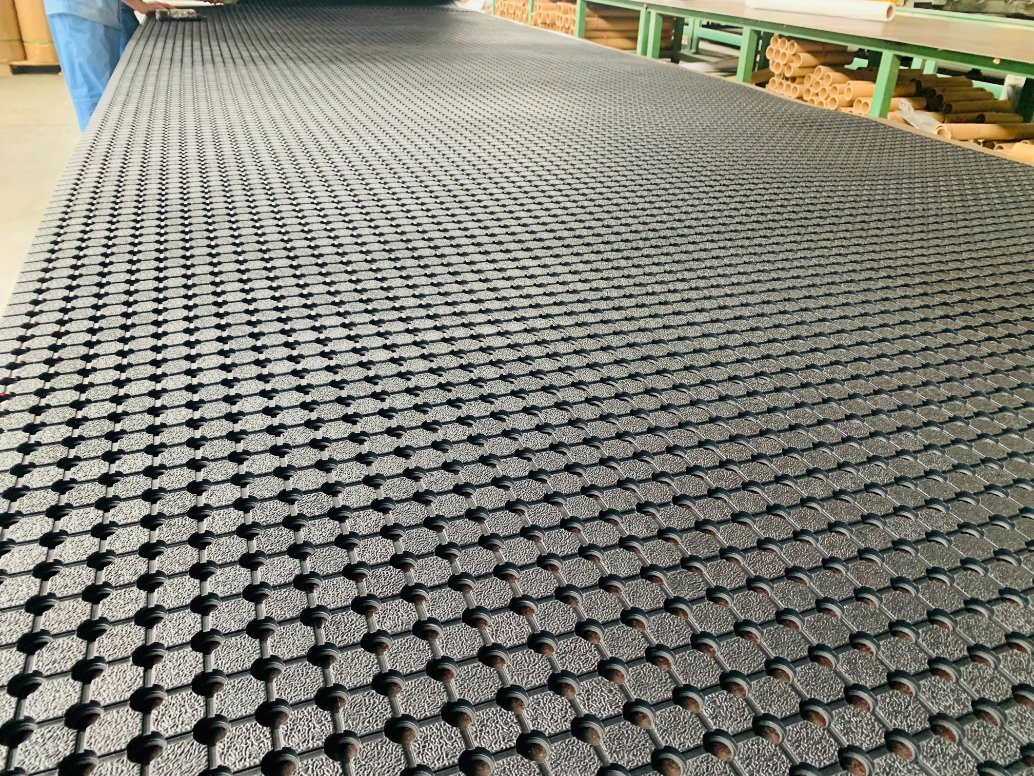 10mm Ute Rubber Anti Fatigue Mat Roll for Outdoor Sand Area