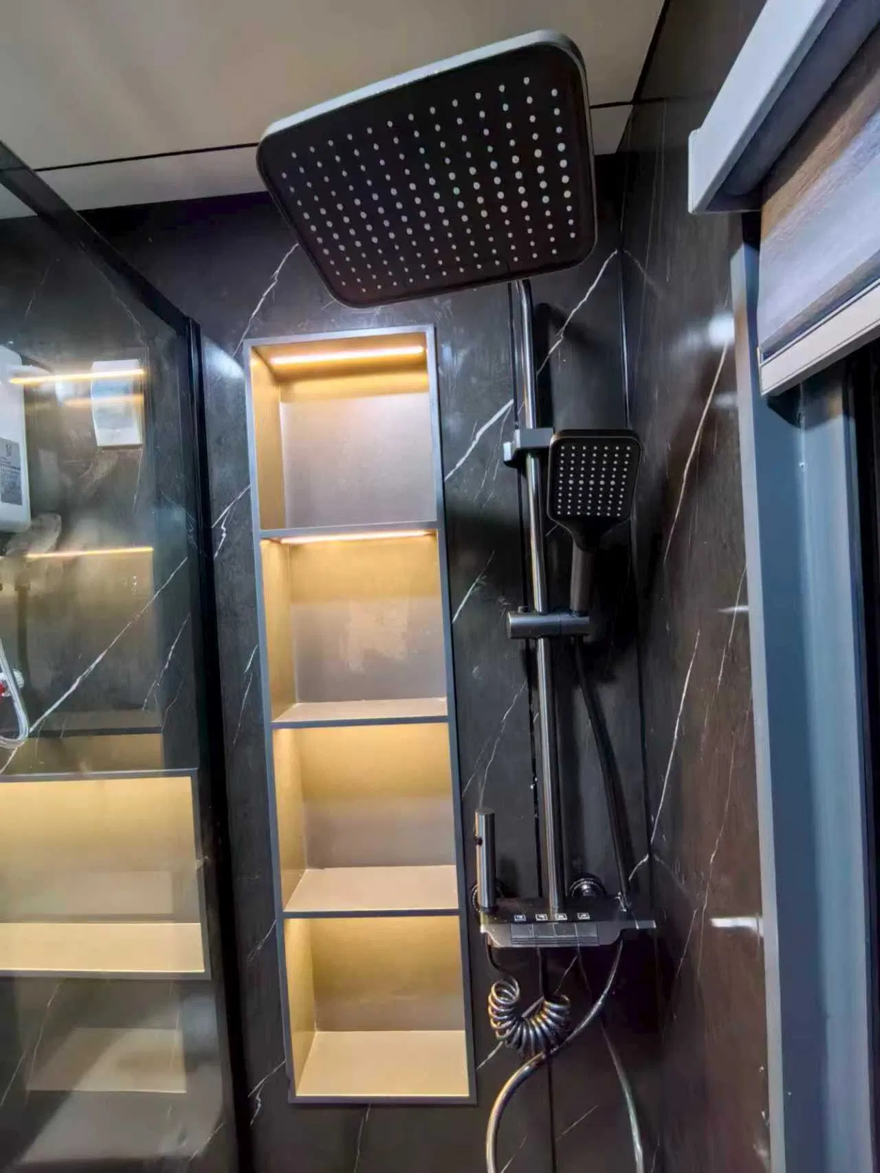 Tiny House Popular Prefab House Mobile Working House Office Pod Apple Cabin