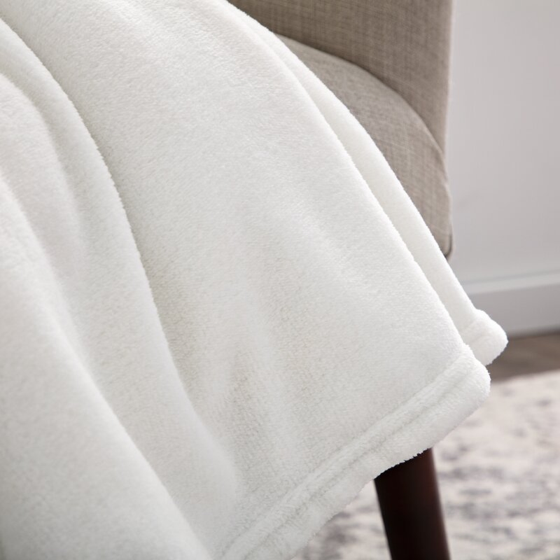 100% Polyester Winter Solid Color Flannel Blanket