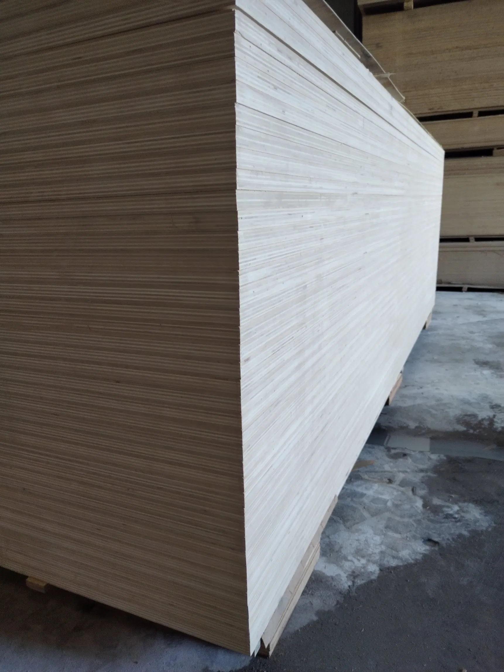 Factory Direct Eco-Friendly Commercial Plywood for Sheathing Material