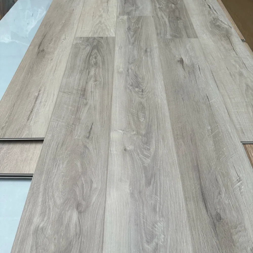Anti-Slip Plastic Spc Vinyl Floor Home Decor Plank with Wood Grain Texture