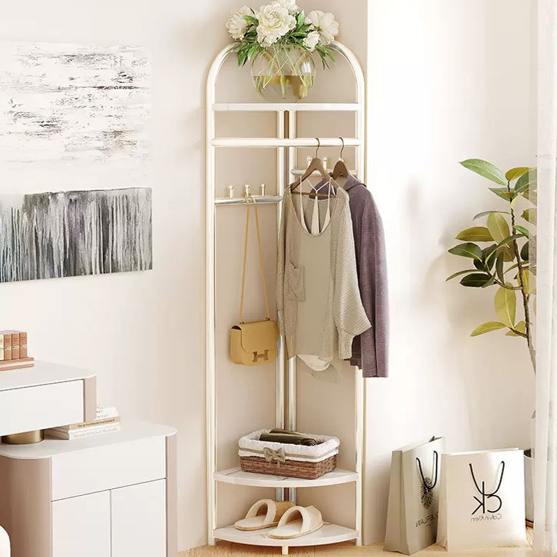 Stylish Gold Metal Coat Rack for Retail Clothing Displays