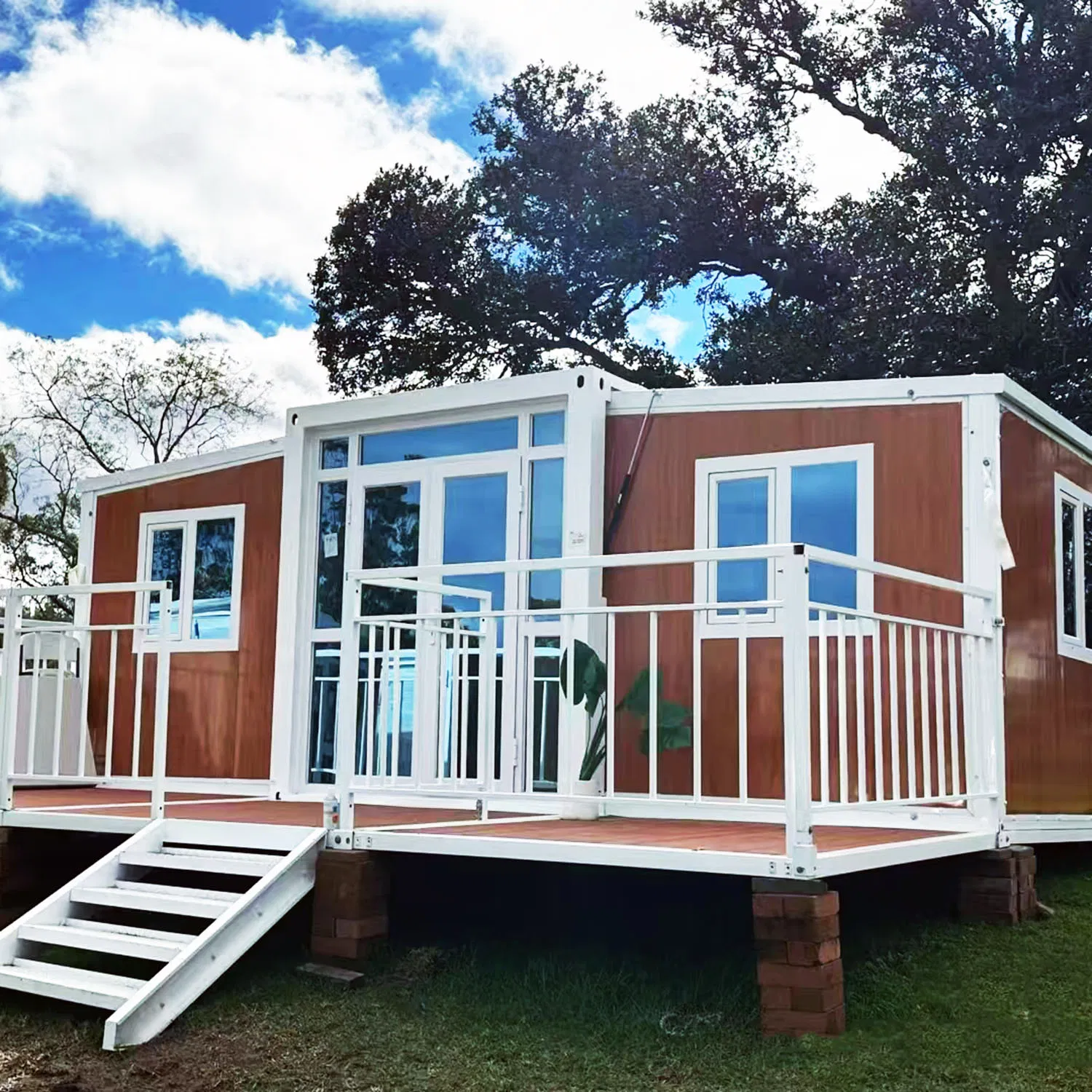 Professional Production of Double Wing Folding Expansion Integrated Houses in China