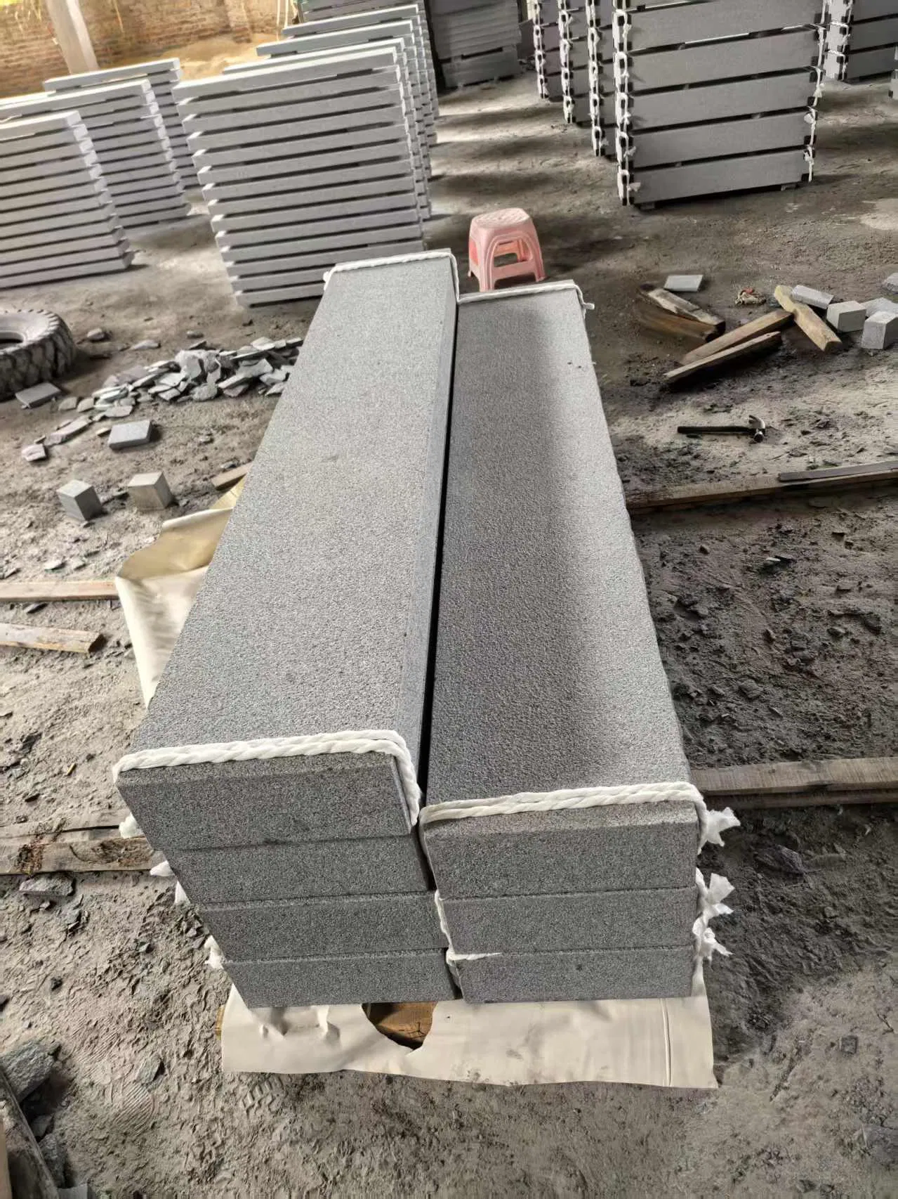 Wholesale Natural Stone Polished/Honed/Bush Hammared G654 Granite for Tiles/Slabs/Paver