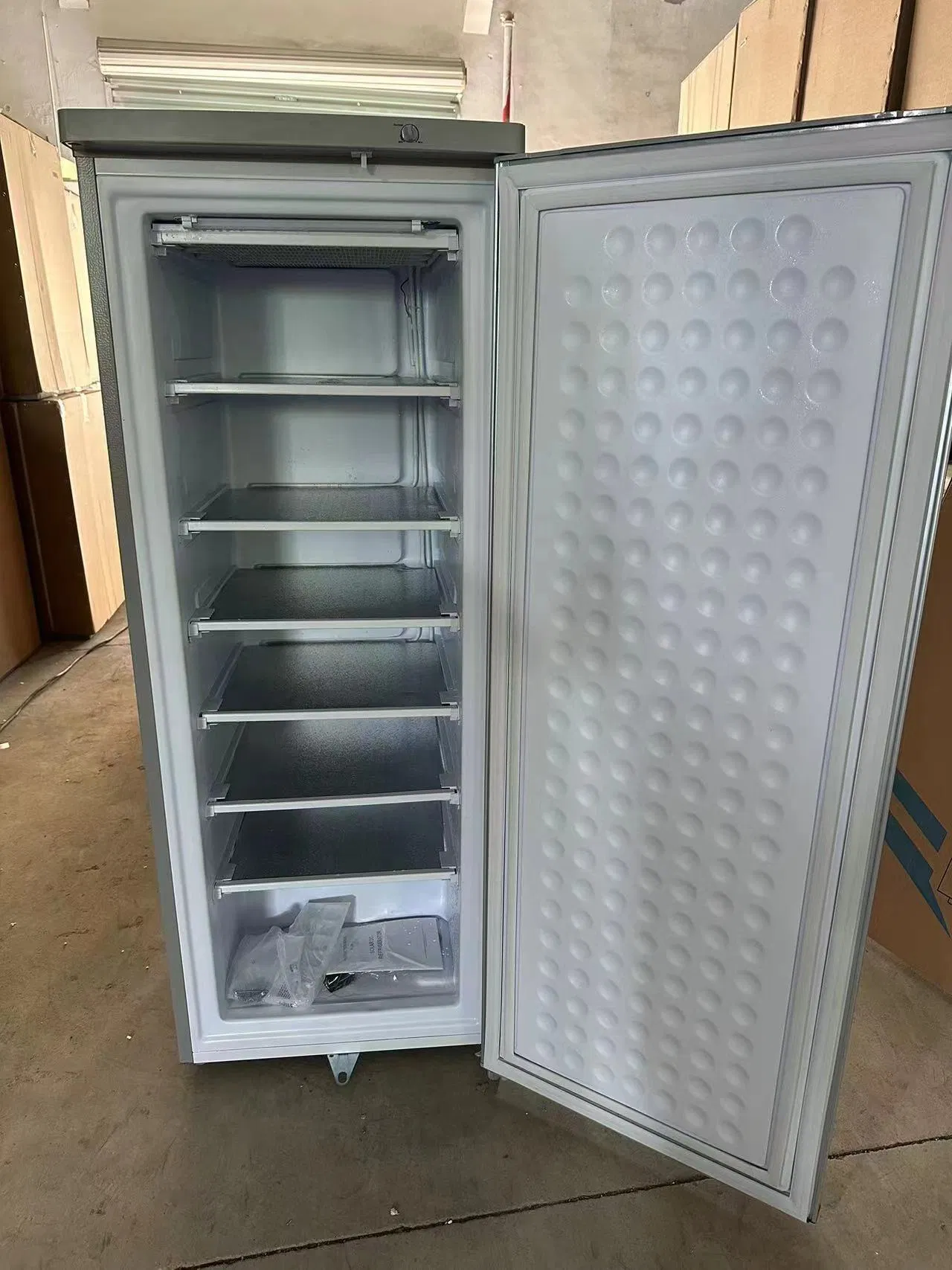 100% Solar Powered Cool Room, Freezer and Ice Maker