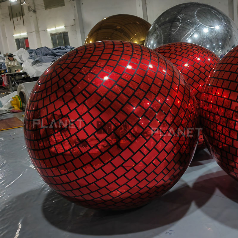 Factory Wholesale Durable Reflective PVC Disco Inflatable Mirror Ball for Decoration
