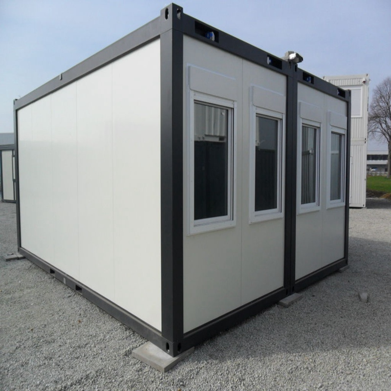 Fast Install Flat-Packed Assembly Mobile Modern Prefab Container House with Windows and Toilet for Office/Shop/Living/Hospital