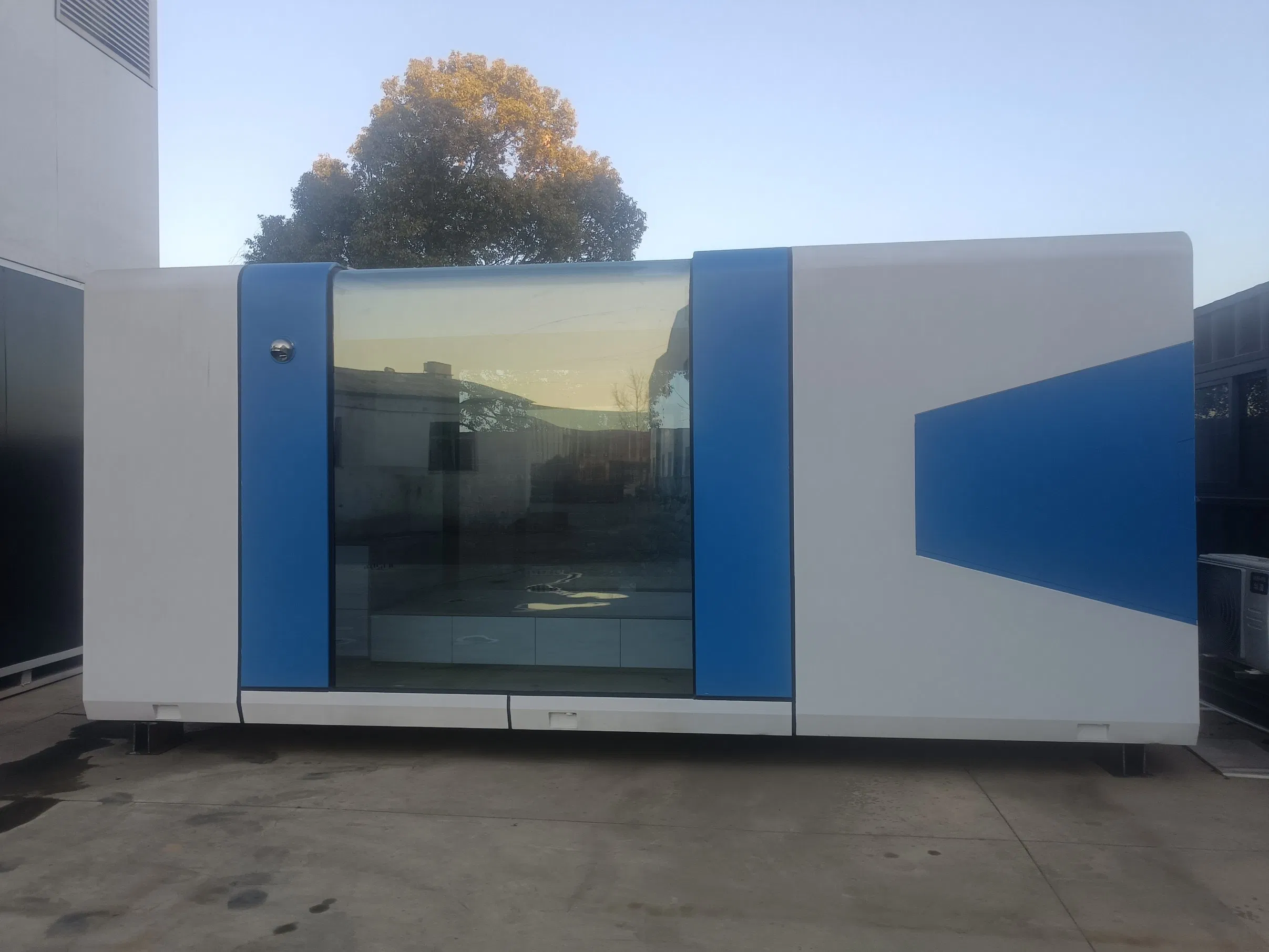 Starlink Luxury Vessel Shape Capsule Hotel for Campsites and Resorts