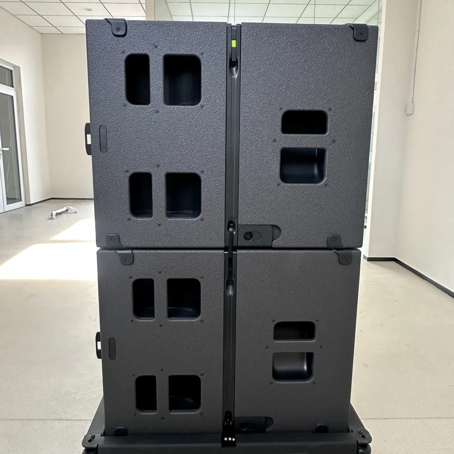 2000W High Power Subwoofer Passive Outdoor Speaker Subwoofer 18-Inch Bass Speaker DJ Subwoofer Professional Subwoofer Domc Ks28 PA Subwoofer