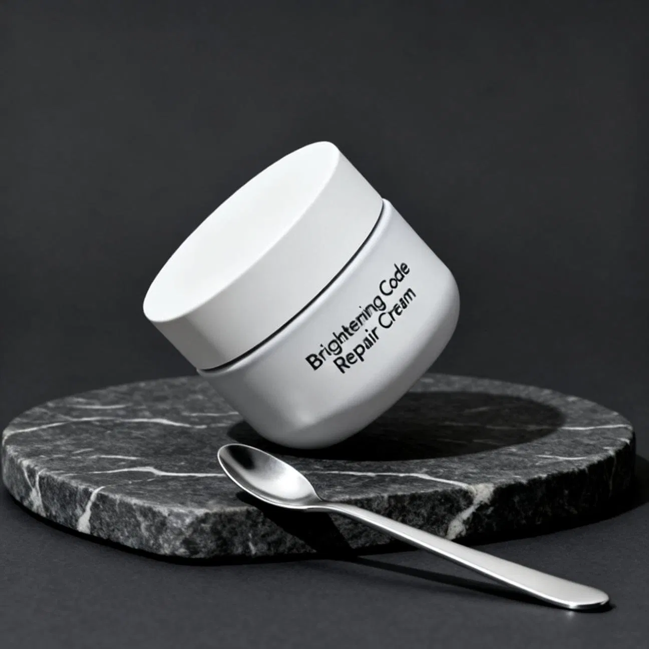 Innovative Tyrosinase Blocking Dimethylmethoxy Chromanol and Nano Glabridin Synergy Face Cream for Preventing New Spot Formation