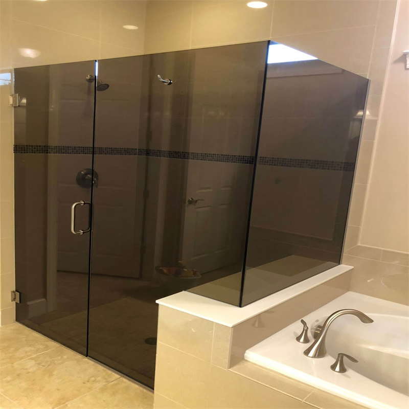 Modern Corner Steam Shower Room with Whirlpool Tub