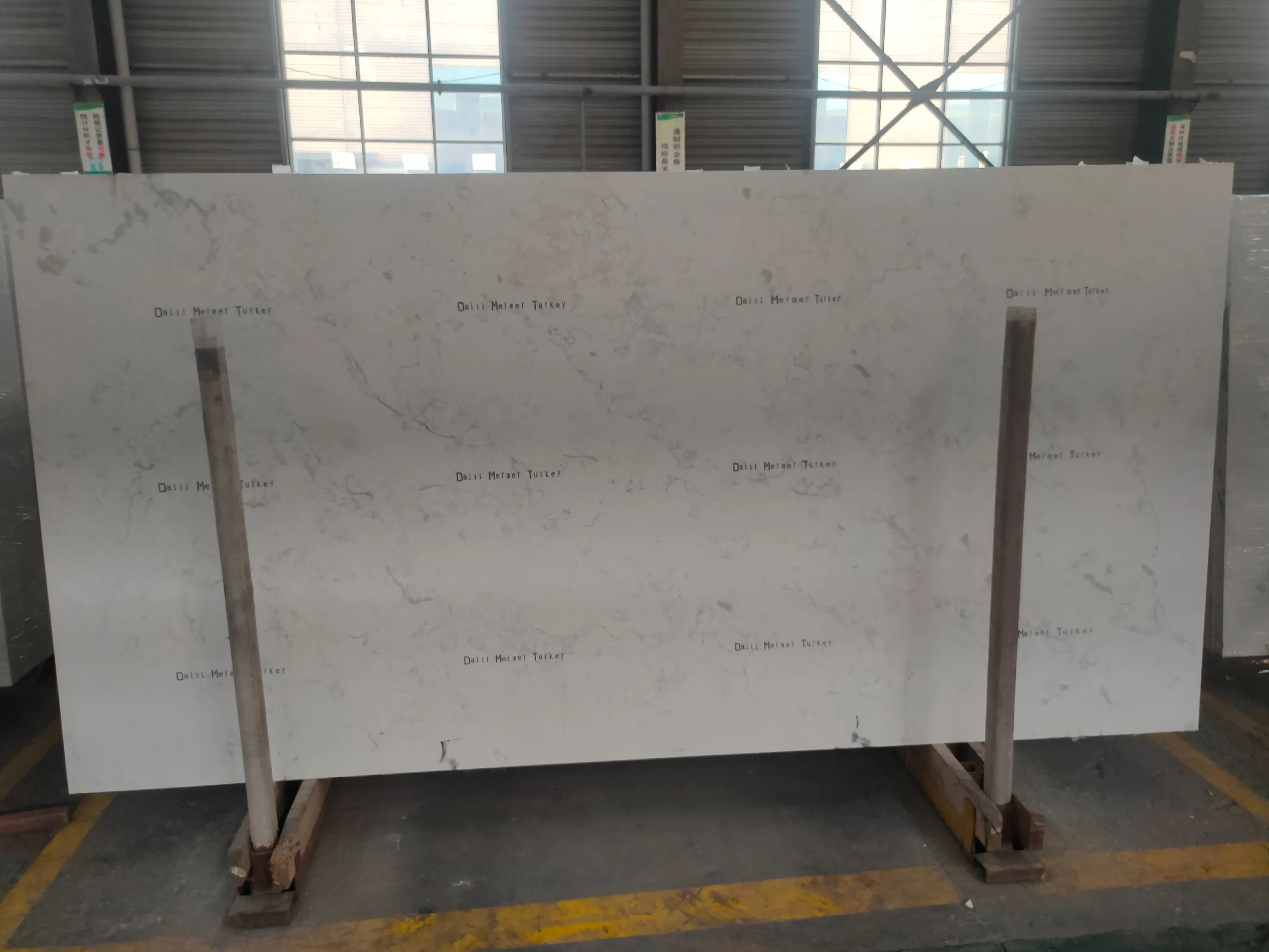 Hot Sale Calacatta Quartz Stone Artificial Quartz Slabs