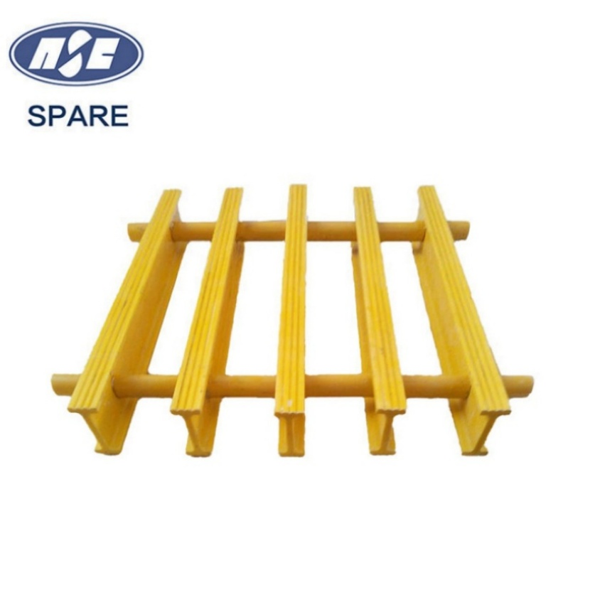 Cheap FRP Gritted/Smooth Surface Pultruded Grating Safety Grating Supplier China