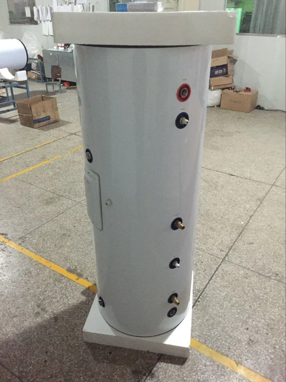 Solar Water Tank with Copper Coil
