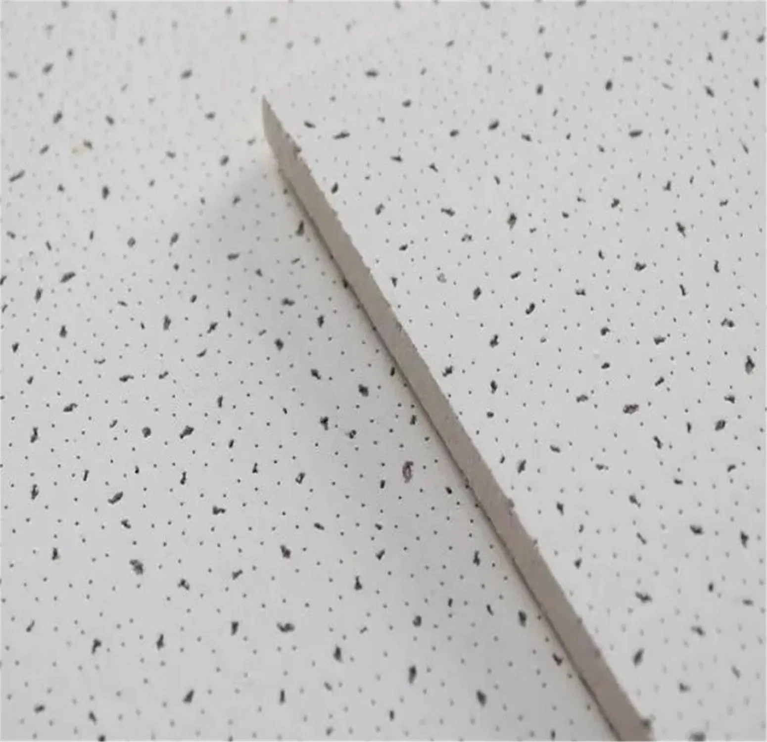 Plaster Decorative Mineral Wool Fiber Sound-Absorbing Ceiling Tiles