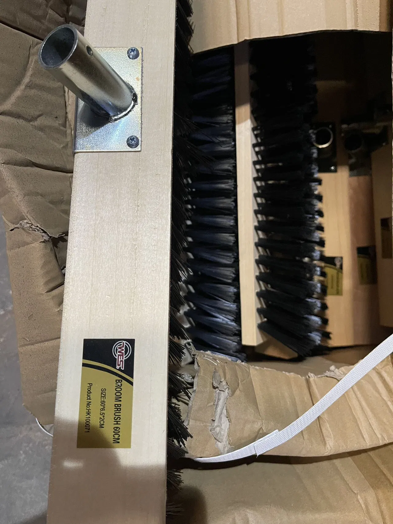 Household Cleaning Broom Floor Brush Push Broom in China