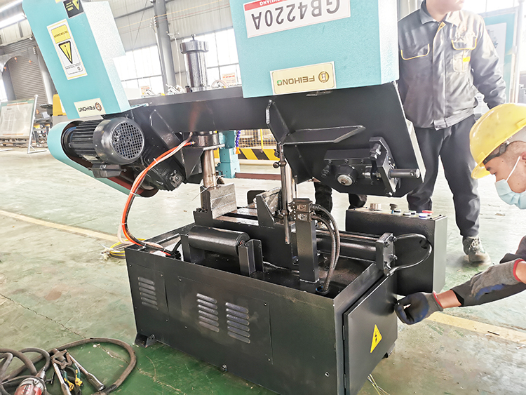 Ленточная пила по металлу универсальная стандартная