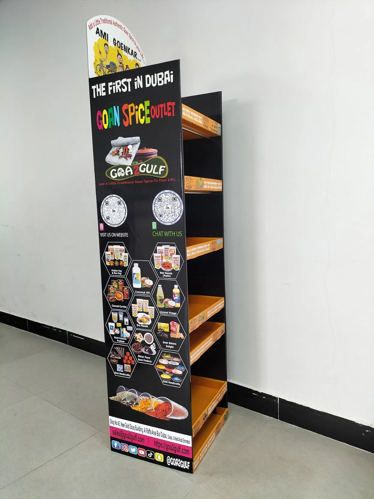 Full Color OEM Cardboard Food Display Stand Retail Pop Snack Floor Display