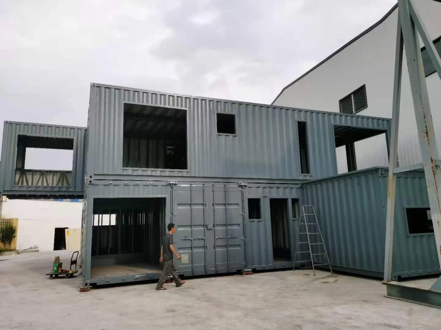 Luxury European Ready Made Living Two Storey Prefab Prefabricated Container Home House Villa