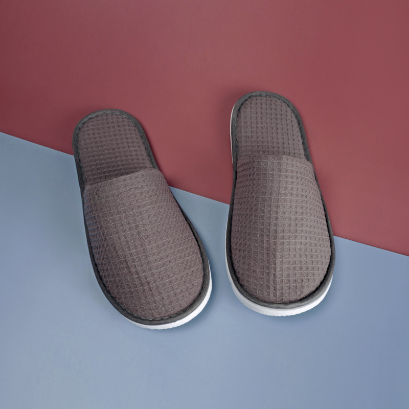 Free Sample of White Hotel Slippers Disposable Slippers for Guests Hotel Slipper